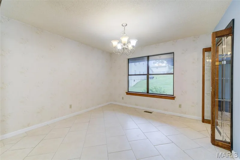 Another area to have Family Gatherings — 533 Snipes Drive, St Charles, MO 63303
