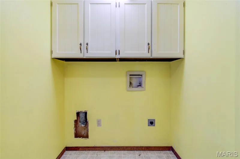 Main Floor Laundry off kitchen and Garage — 533 Snipes Drive, St Charles, MO 63303
