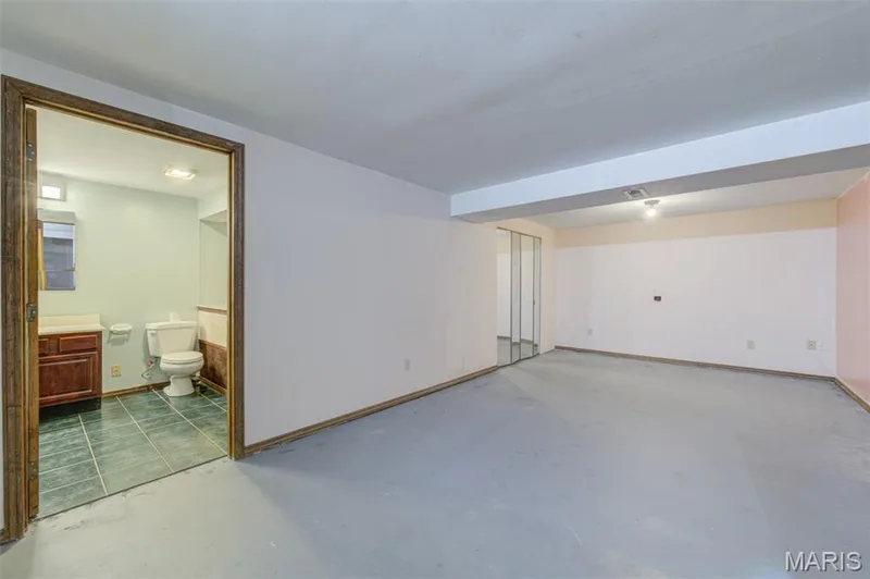 Lower Level Primary Bedroom — 533 Snipes Drive, St Charles, MO 63303