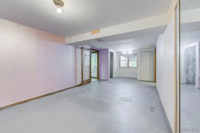 Primary Bedroom w/ concrete floors, 2 closets — 533 Snipes Drive, St Charles, MO 63303