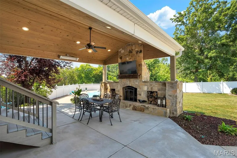1 Cross Creek Lane, St Paul, MO 63366 — listing photo 45 of 68