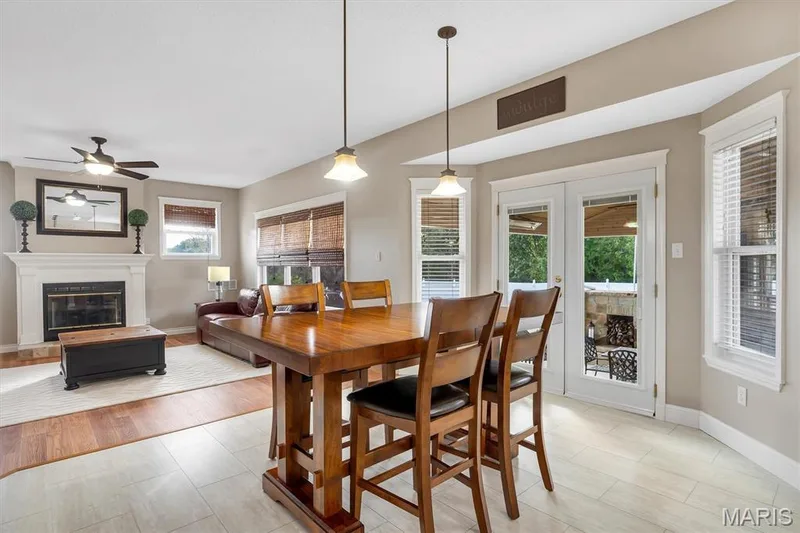 1 Cross Creek Lane, St Paul, MO 63366 — listing photo 8 of 68