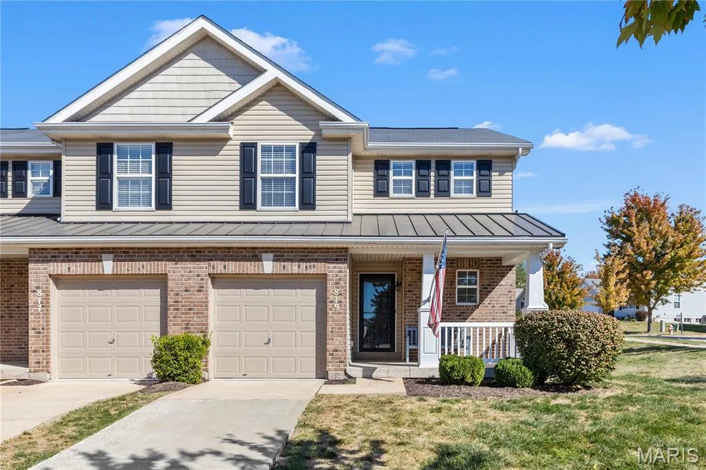 Welcome home to 819 Country Field Drive, Lake St Louis, Missouri 63367 — 819 Country Field Drive, Lake St. Louis, MO 63367