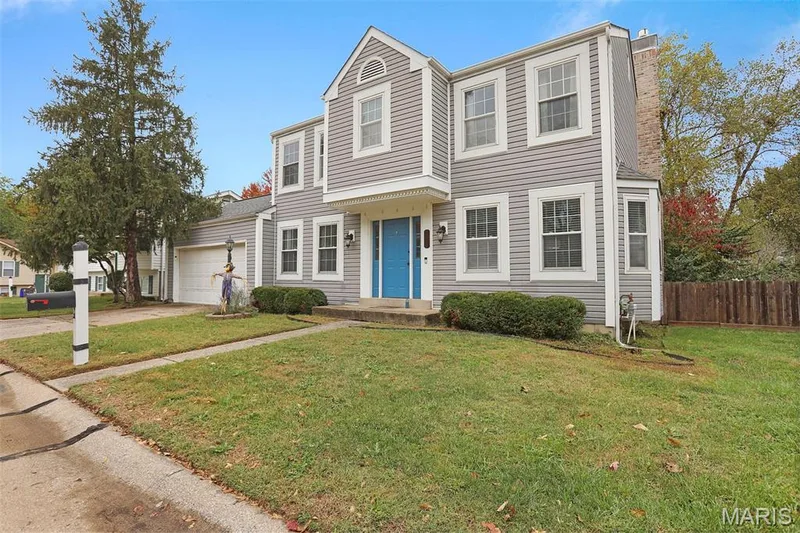 218 Coachman Way, O'Fallon, MO β listing photo 1