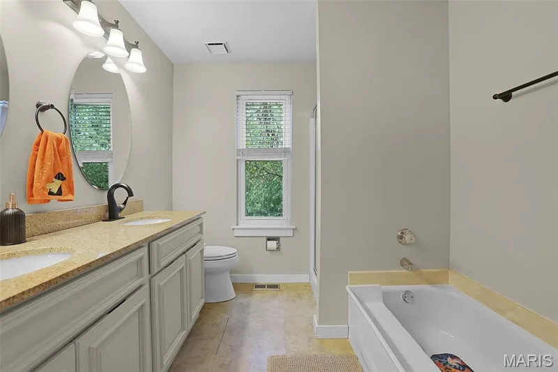 218 Coachman Way, O'Fallon, MO 63368 — listing photo 19 of 27
