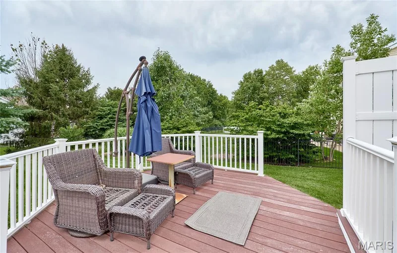 7428 Heathermoor Lane, Dardenne Prairie, MO 63368 — listing photo 5 of 48