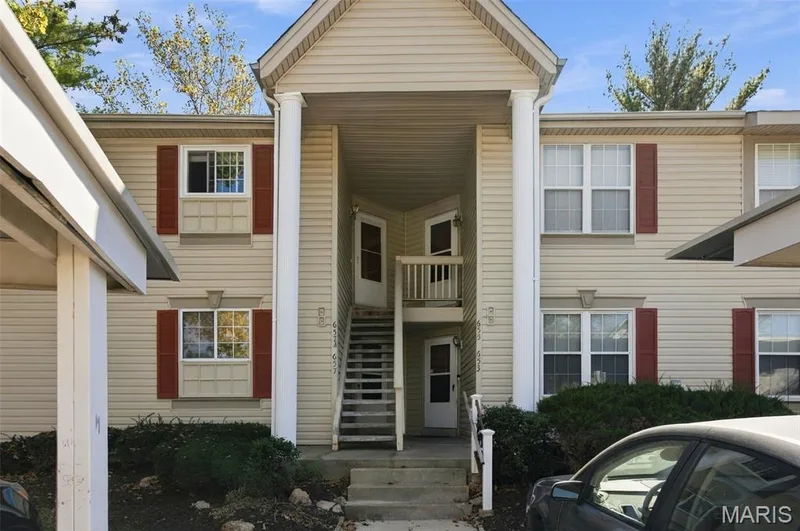 657 Sugar Trail Court #5, St Peters, MO — listing photo 1