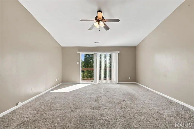 Living Room — 657 Sugar Trail Court #5, St Peters, MO 63376