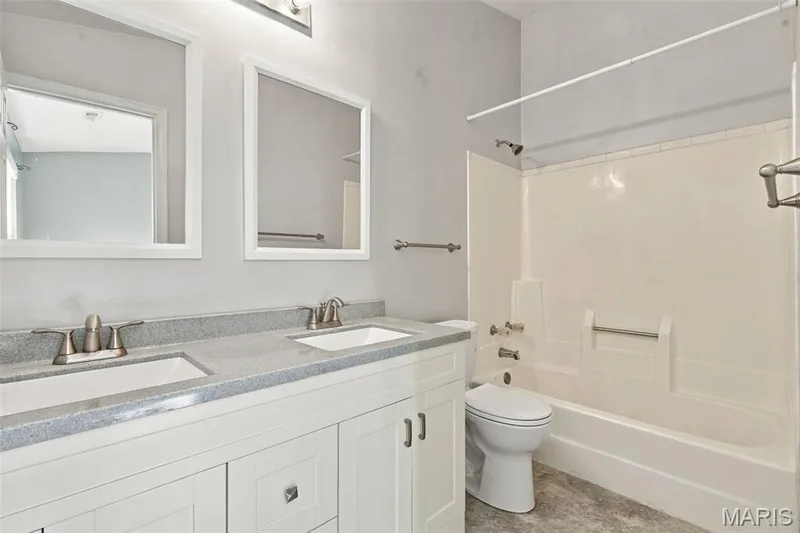 657 Sugar Trail Court #5, St Peters, MO 63376 — listing photo 26 of 35