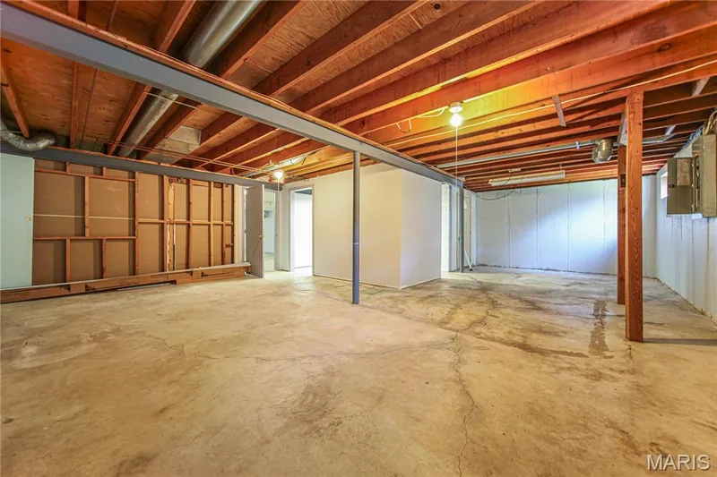 lots of storage! — 1333 Sherbrooke Road, St Charles, MO 63303