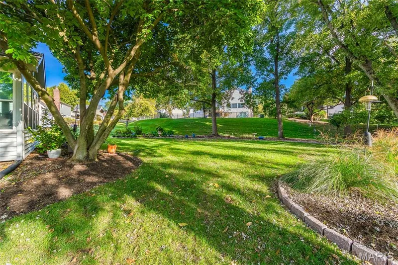 15610 Cedarmill Drive, Chesterfield, MO 63017 — listing photo 34 of 42
