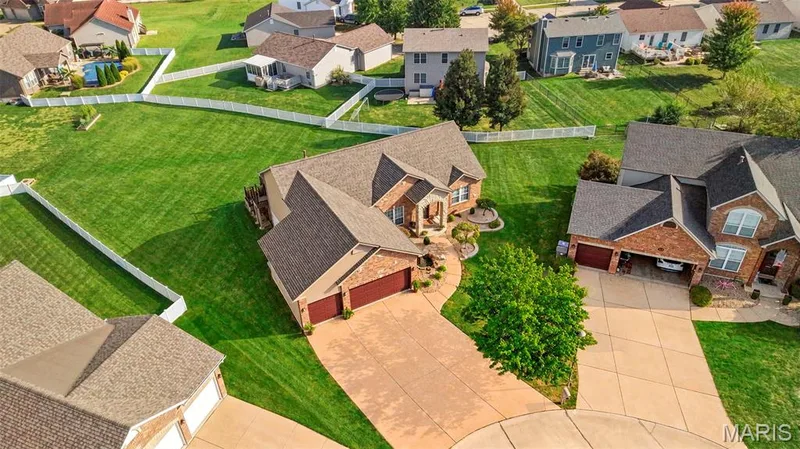 1918 Homefield Prairie Court Court, O'Fallon, MO 63366 — listing photo 3 of 29