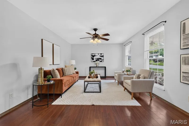 Large front living room with great natural light — 7 Oak Hill Lane, St Peters, MO 63376