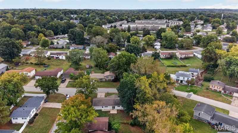 7 Oak Hill Lane, St Peters, MO 63376 — listing photo 13 of 32