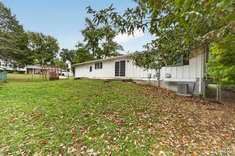 7 Oak Hill Lane, St Peters, MO 63376 — listing photo 17 of 32