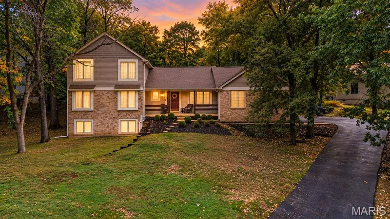 428 Sundowner Ridge Court, Wildwood, MO 63011 — listing photo 3 of 53