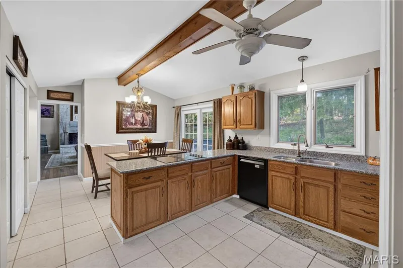428 Sundowner Ridge Court, Wildwood, MO 63011 — listing photo 17 of 53