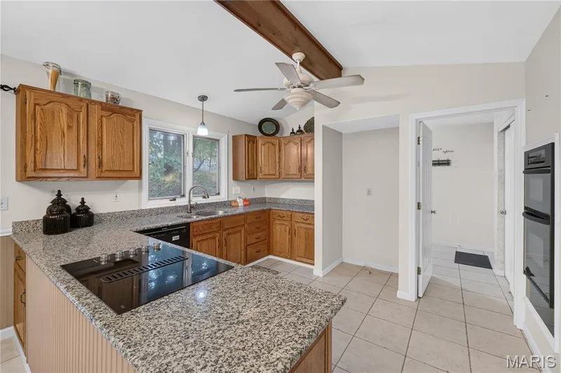 428 Sundowner Ridge Court, Wildwood, MO 63011 — listing photo 18 of 53