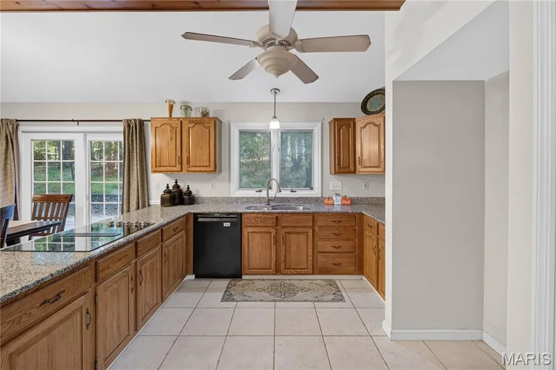 428 Sundowner Ridge Court, Wildwood, MO 63011 — listing photo 19 of 53