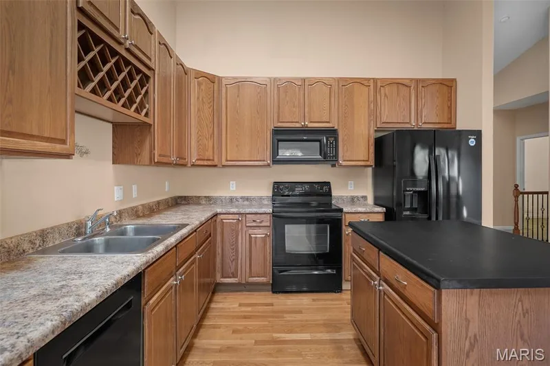 134 Fallon Villa Court, O'Fallon, MO 63368 — listing photo 5 of 47