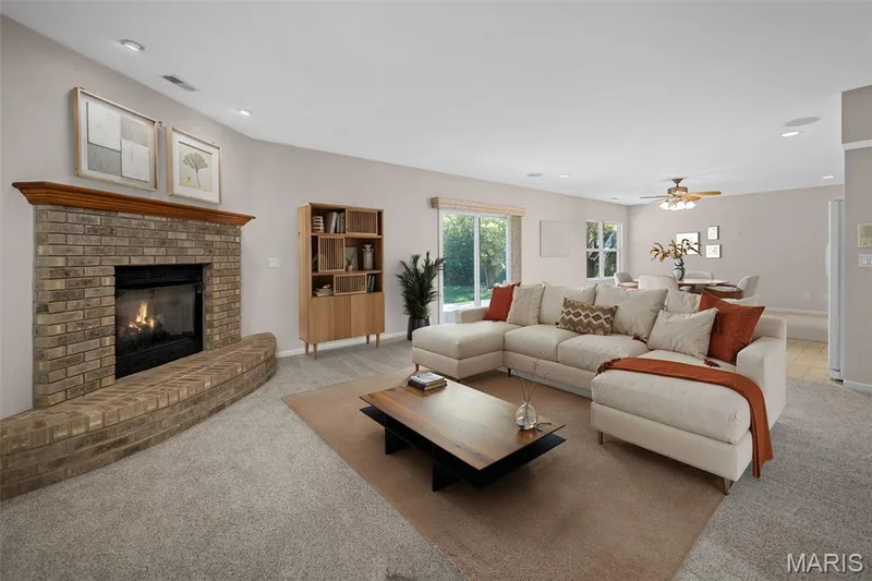 134 Fallon Villa Court, O'Fallon, MO 63368 — listing photo 8 of 47