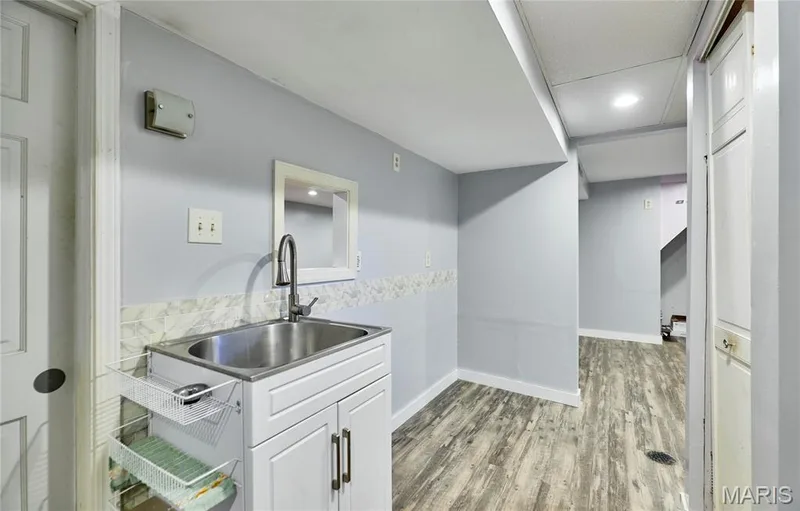 209 N Duchesne Drive, St Charles, MO 63301 — listing photo 20 of 28