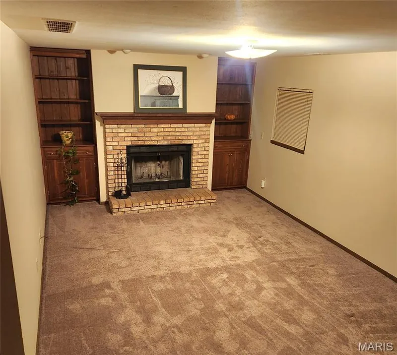 824 Brookwood Bend Trail, St Peters, MO 63376 — listing photo 4 of 12