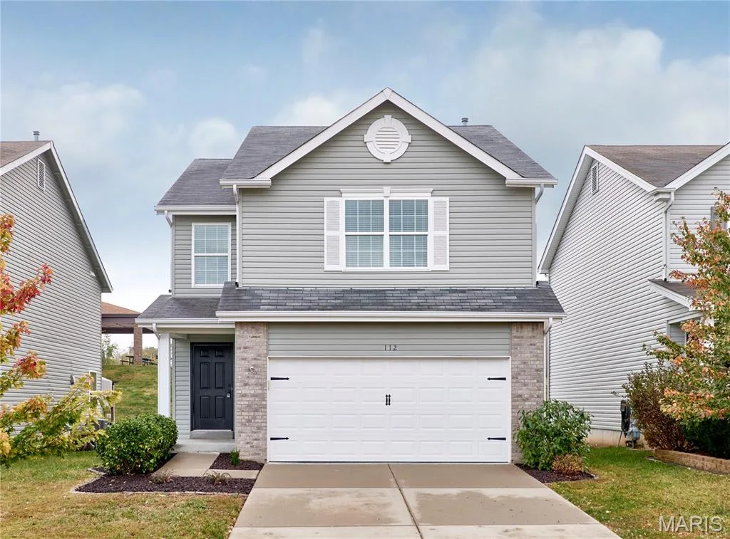 112 Champions Lane, Wentzville, MO 63385 — listing photo 1 of 44