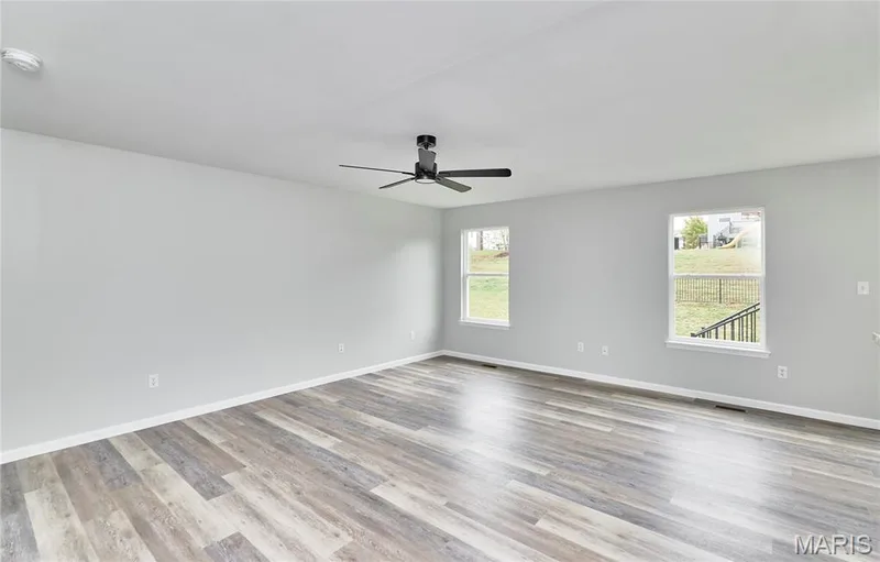112 Champions Lane, Wentzville, MO 63385 — listing photo 8 of 44