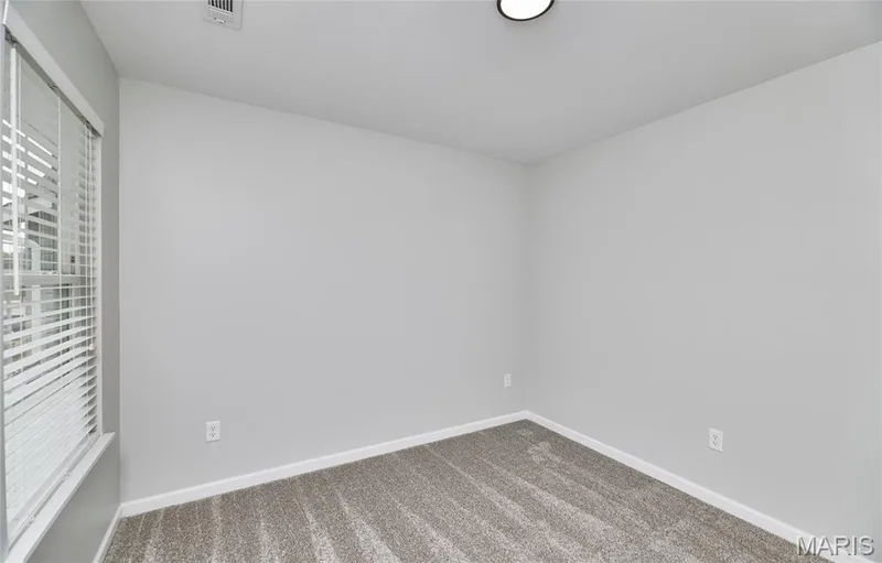 112 Champions Lane, Wentzville, MO 63385 — listing photo 20 of 44