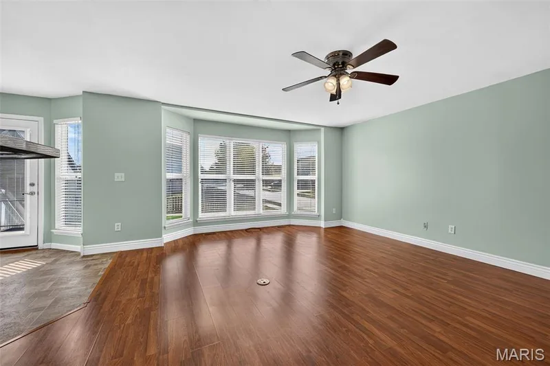 60 Country Field Court, Lake St. Louis, MO 63367 — listing photo 7 of 31