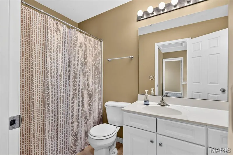 60 Country Field Court, Lake St. Louis, MO 63367 — listing photo 19 of 31