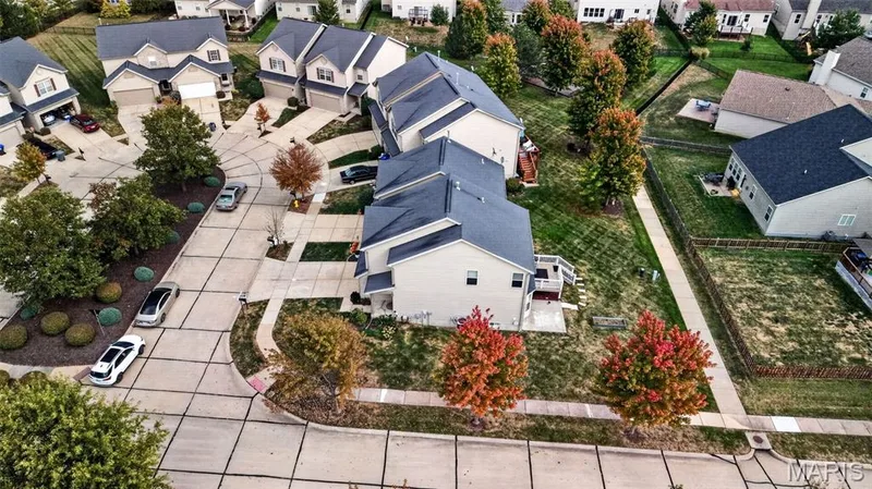 60 Country Field Court, Lake St. Louis, MO 63367 — listing photo 27 of 31