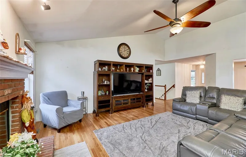 9 Percheron Place, St Peters, MO 63376 — listing photo 18 of 88