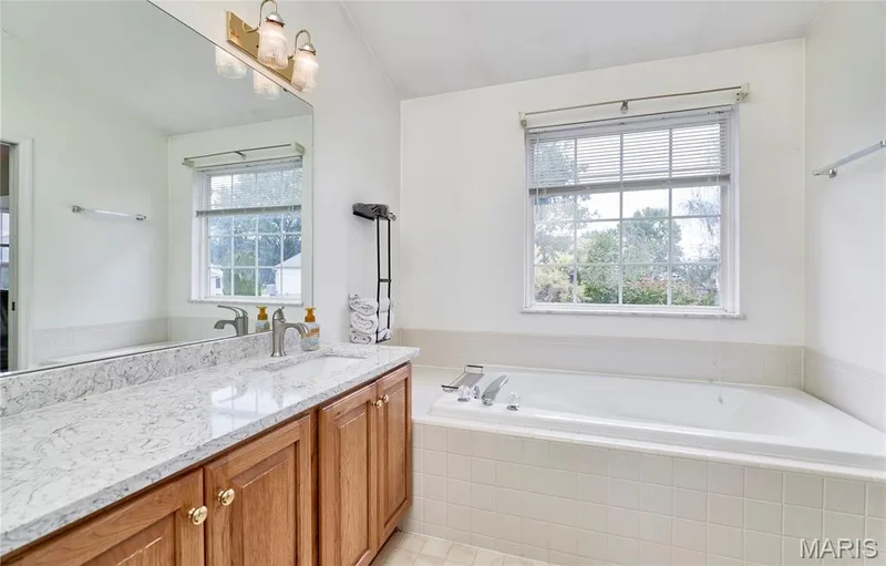 9 Percheron Place, St Peters, MO 63376 — listing photo 38 of 88