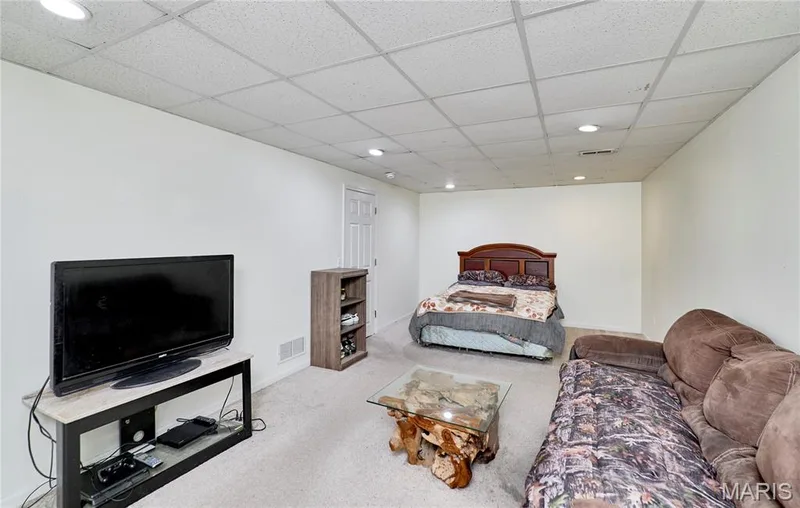 9 Percheron Place, St Peters, MO 63376 — listing photo 66 of 88