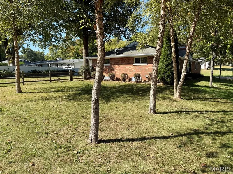 35 Connie Drive, St Charles, MO 63301 — listing photo 27 of 29