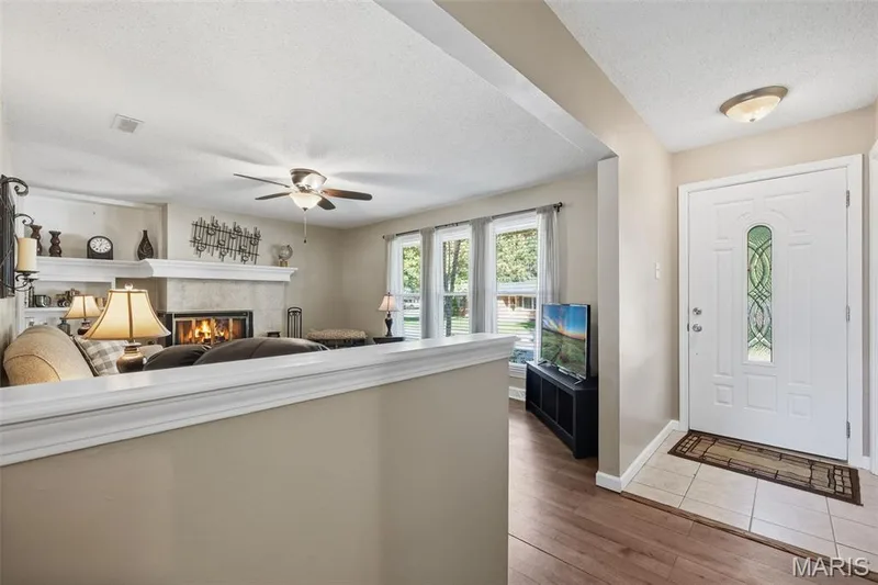 35 Connie Drive, St Charles, MO 63301 — listing photo 3 of 29