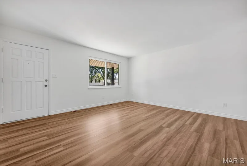 Fresh paint and new vinyl plank flooring — 15 Country Hill Road, St Peters, MO 63376
