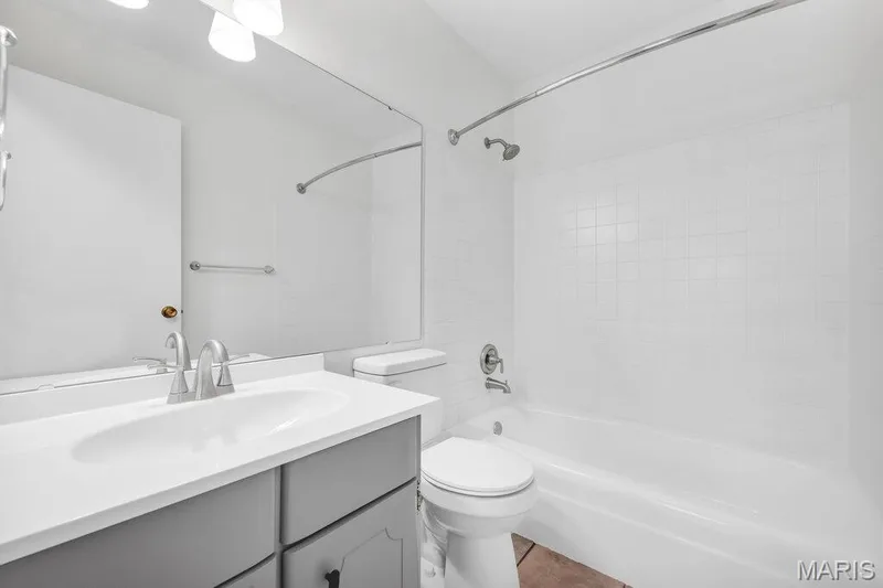 Updated Hall bath — 15 Country Hill Road, St Peters, MO 63376
