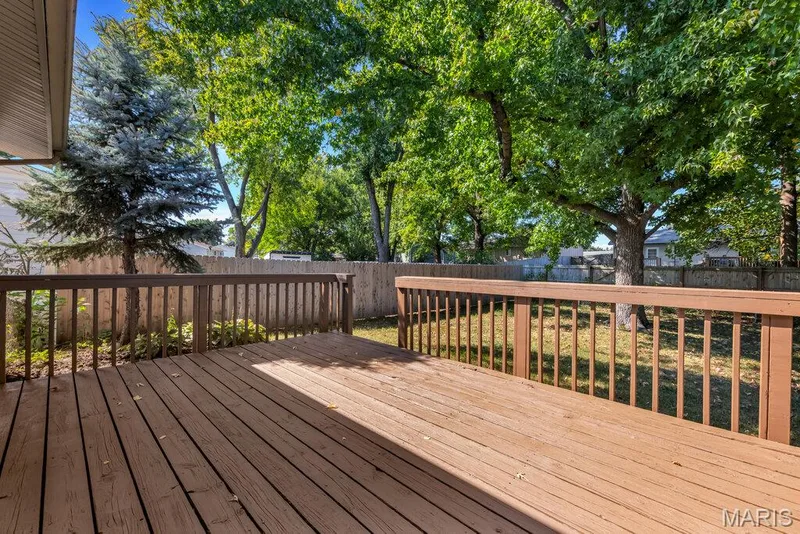 15 Country Hill Road, St Peters, MO 63376 — listing photo 27 of 38