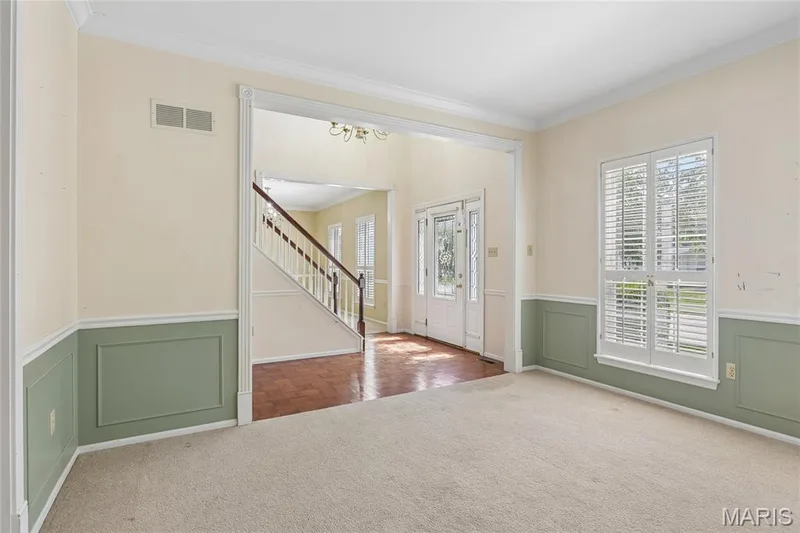 239 Lansbrooke Drive, Chesterfield, MO 63005 — listing photo 7 of 50