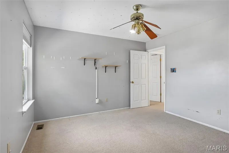 239 Lansbrooke Drive, Chesterfield, MO 63005 — listing photo 27 of 50