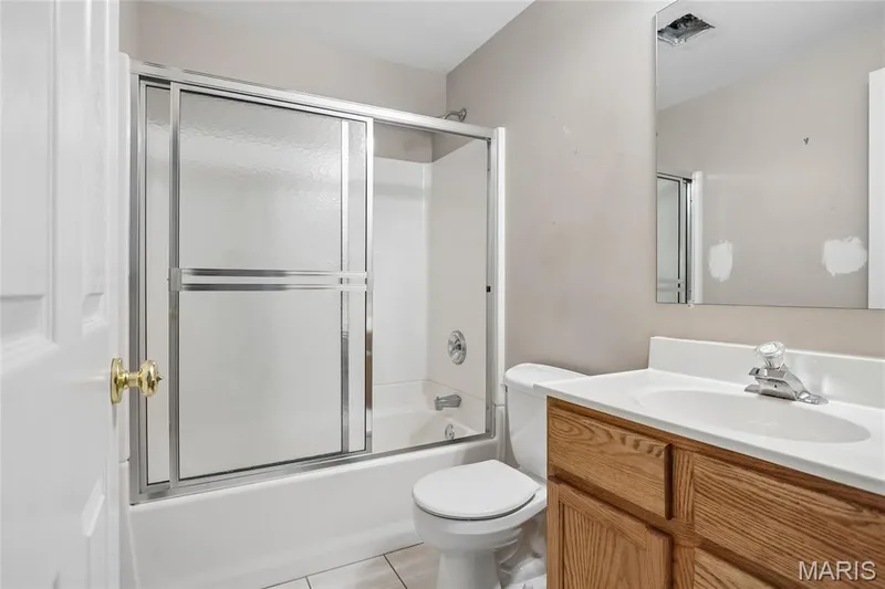 239 Lansbrooke Drive, Chesterfield, MO 63005 — listing photo 39 of 50