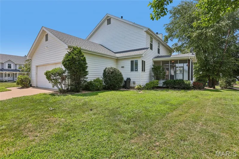 239 Lansbrooke Drive, Chesterfield, MO 63005 — listing photo 44 of 50