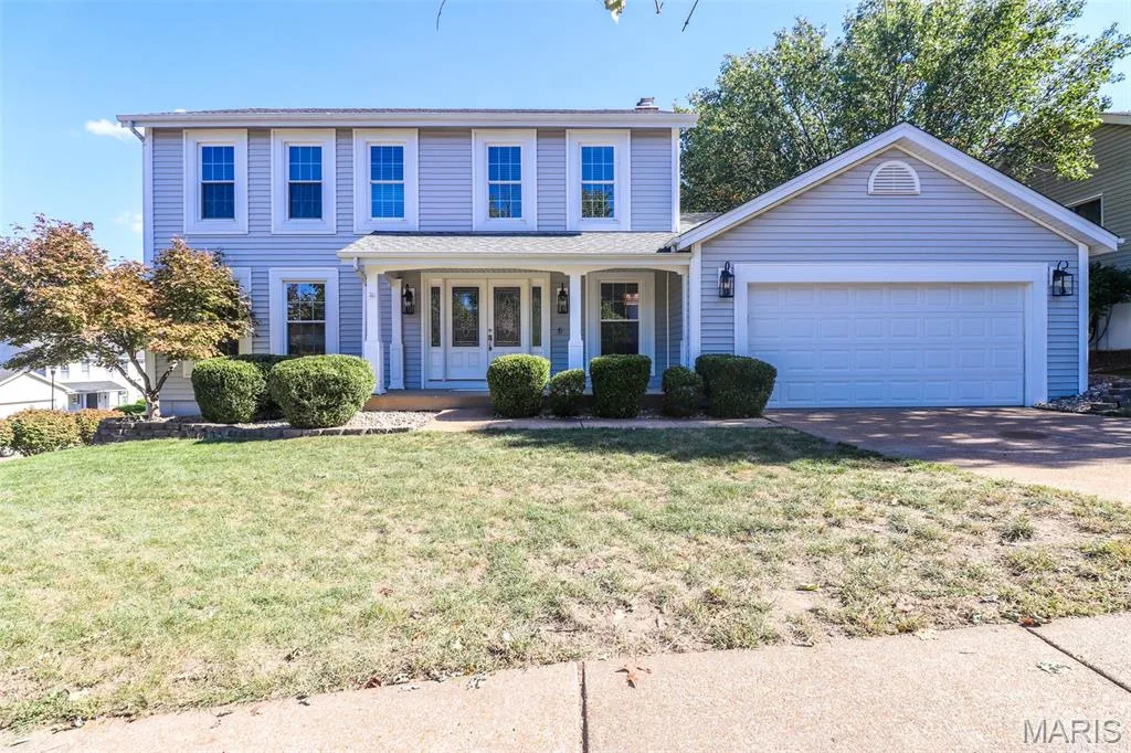 Maintenance free exterior with lighting — 2502 Forest Leaf Parkway, Wildwood, MO 63011
