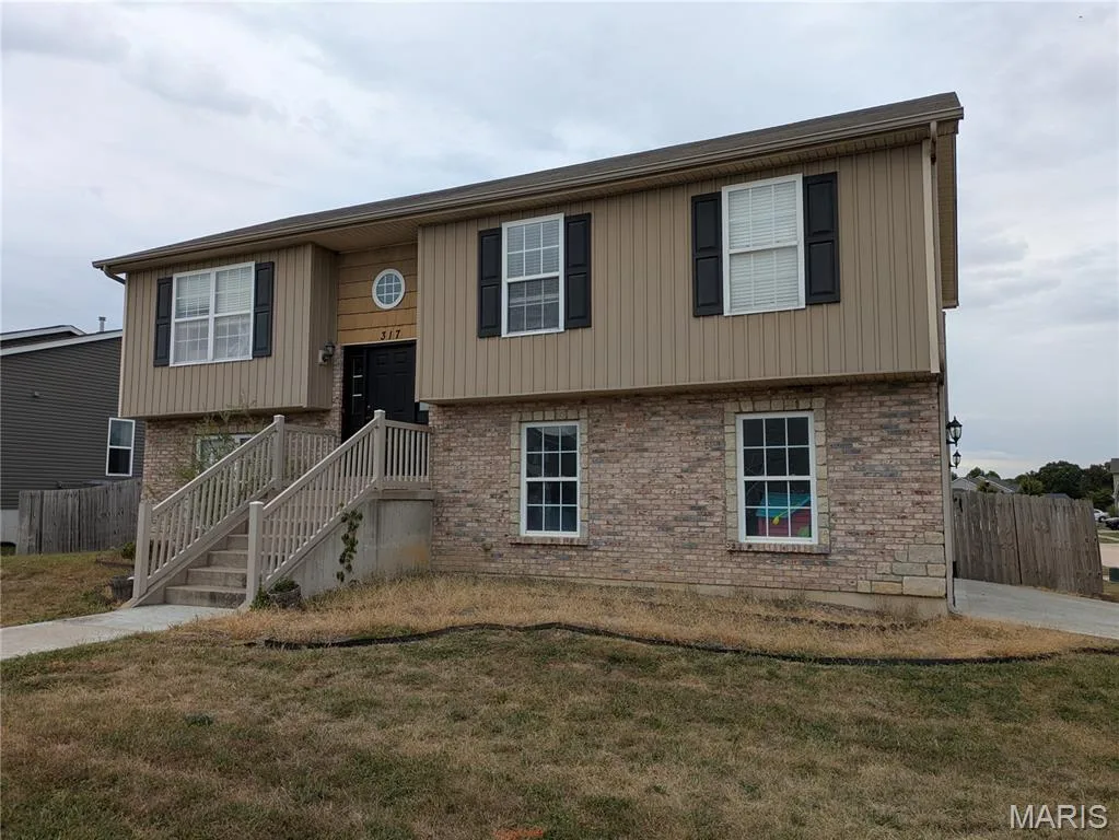 317 Huntleigh Parkway, Wentzville, MO 63385 — listing photo 1 of 24