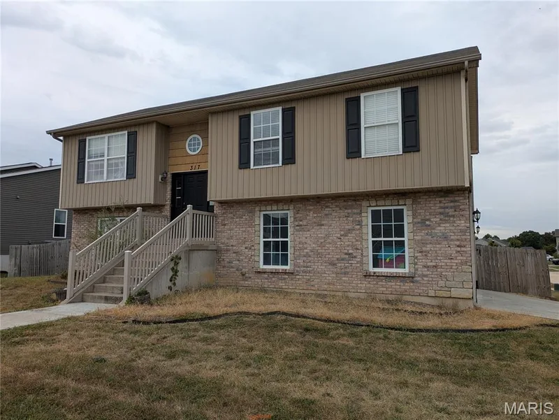 317 Huntleigh Parkway, Wentzville, MO — listing photo 1