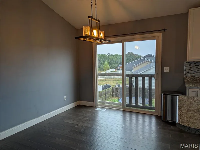 317 Huntleigh Parkway, Wentzville, MO 63385 — listing photo 6 of 24