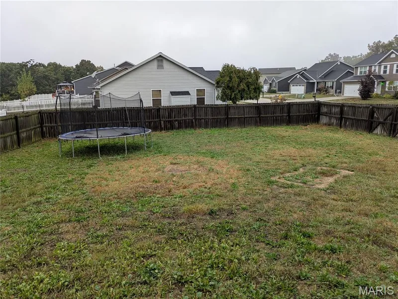 317 Huntleigh Parkway, Wentzville, MO 63385 — listing photo 20 of 24